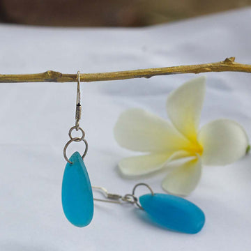 Petal Sea Glass Earring (Turquoise)