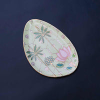 'Pichwai Kamal' Organic Plate (8in x 5.5in)
