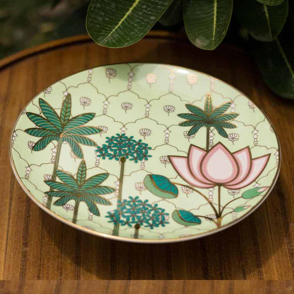 'Pichwai Kamal' Mithai Plate (10in dia x 3.5in height)