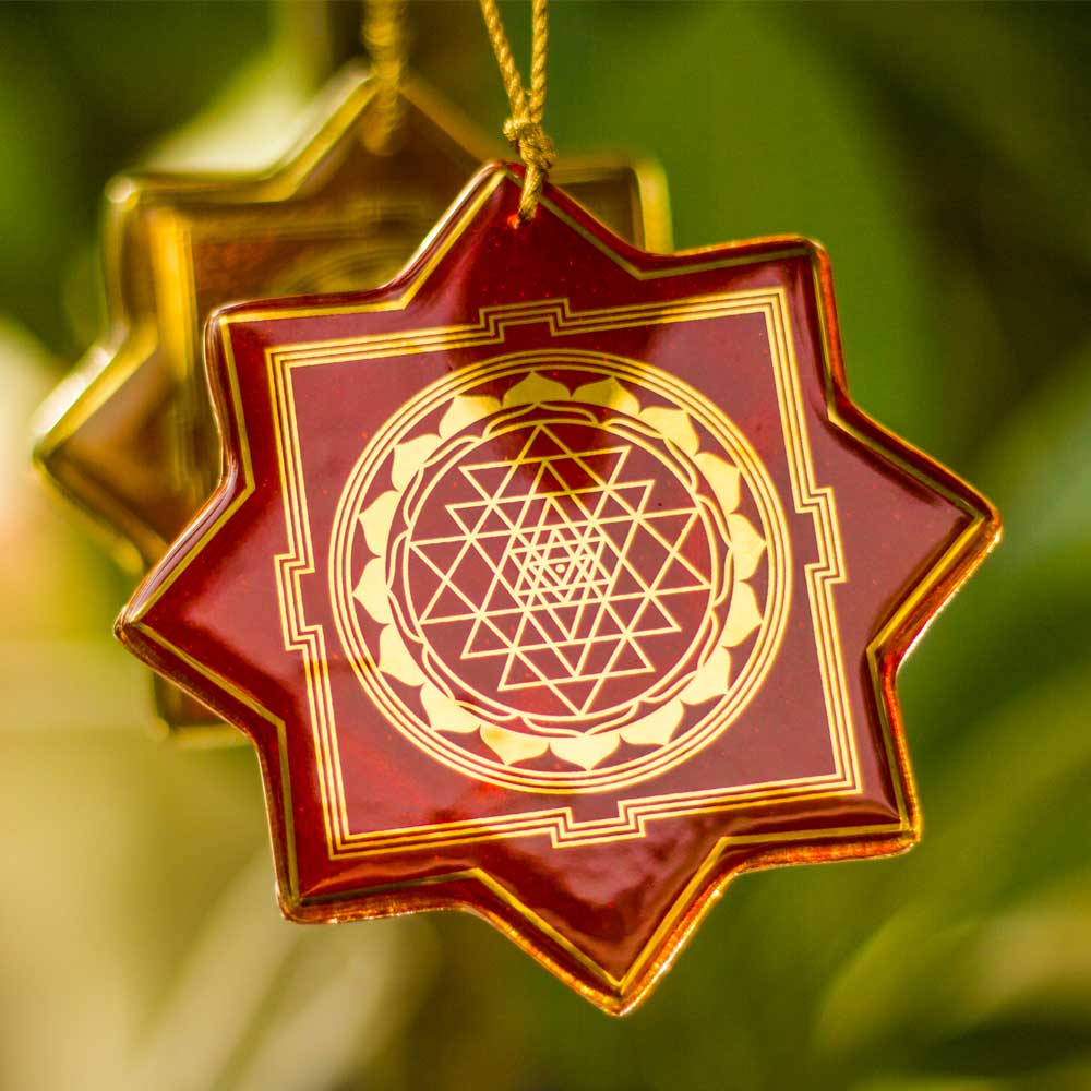 https://www.namratakediadesign.com/cdn/shop/products/Shree-Yantra_new_5_Red_1024x.jpg?v=1603350768